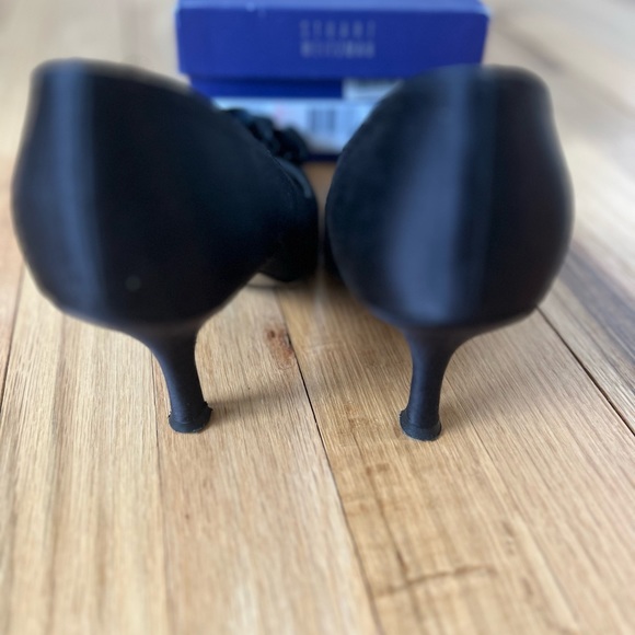 Stuart Weitzman black satin dress shoes size 8.5 - Picture 3 of 3